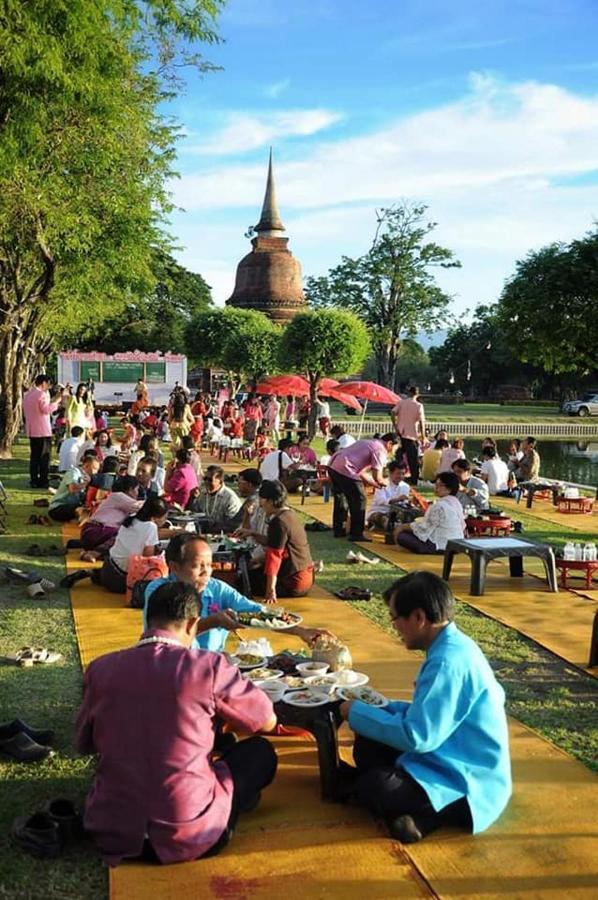 Sukhothai Hostel Экстерьер фото